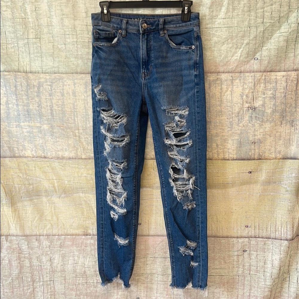 American Eagle Distressed Blue Jeans in excellent condition.